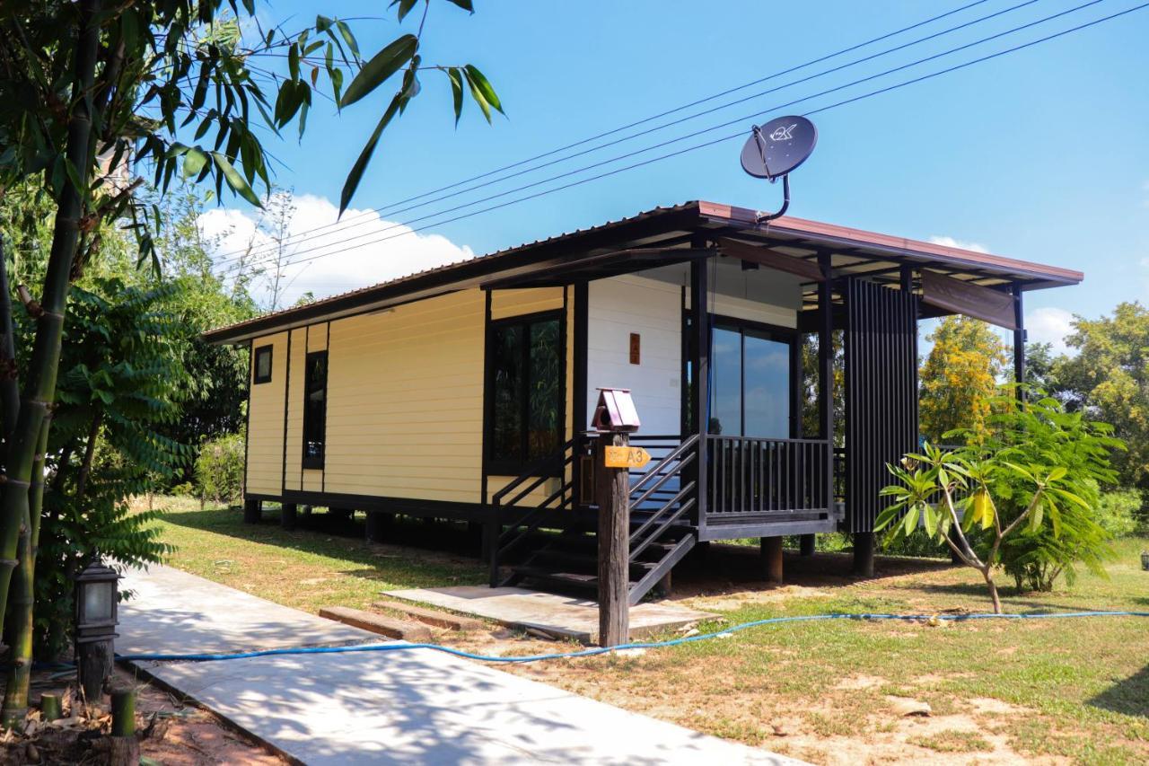 Mae On Village Resort Roi Et Luaran gambar