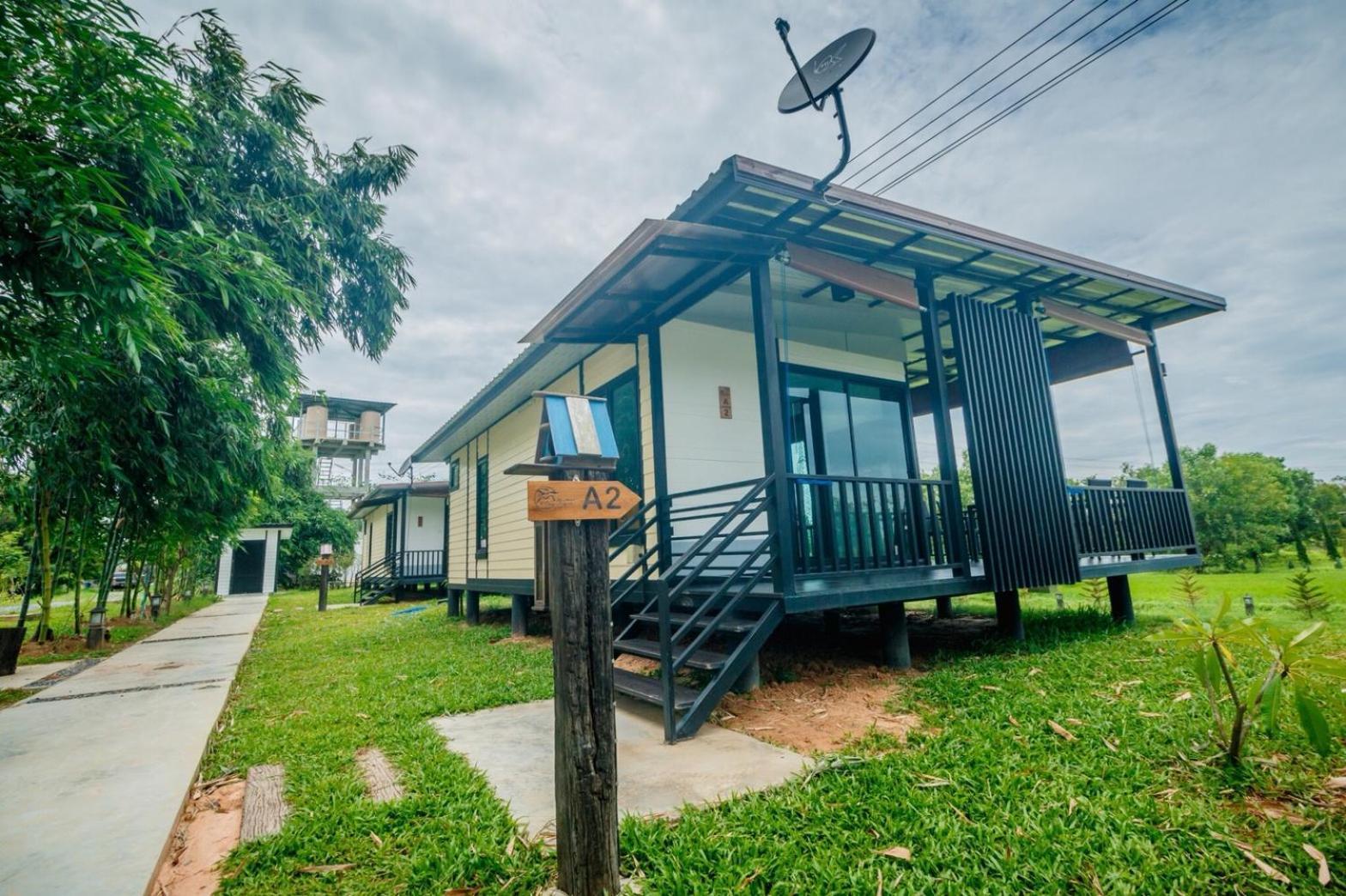 Mae On Village Resort Roi Et Luaran gambar